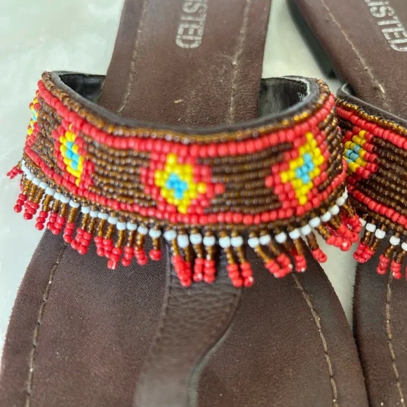Beaded Leather Thong Sandals by Unlisted, Multi Colors, Sz 7.5, Great Condition! - Picture 2 of 11